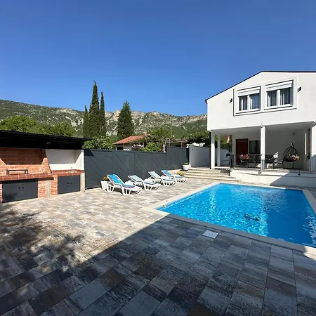 Villa Sale