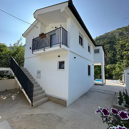 Sale Villa
